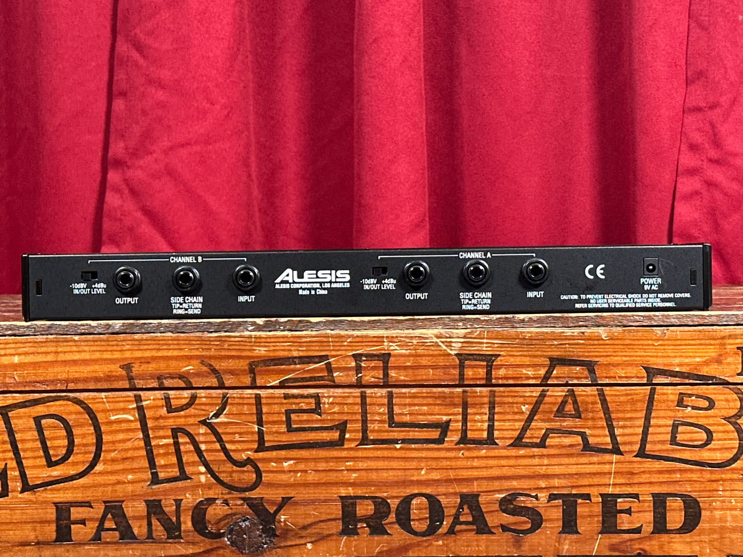 1990s Alesis 3630 Dual Channel Compressor / Limiter with Gate