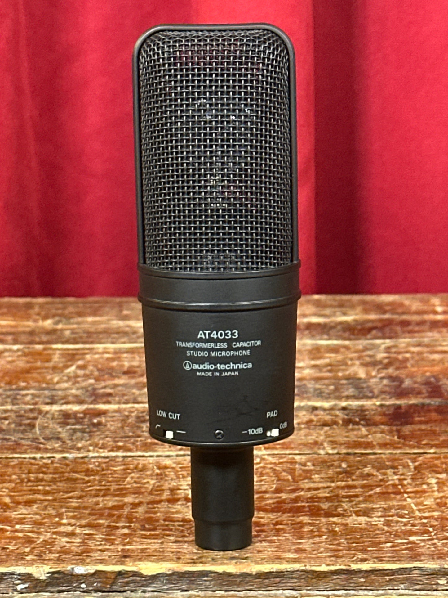 Audio Technica AT4033 Cardioid Condenser Microphone