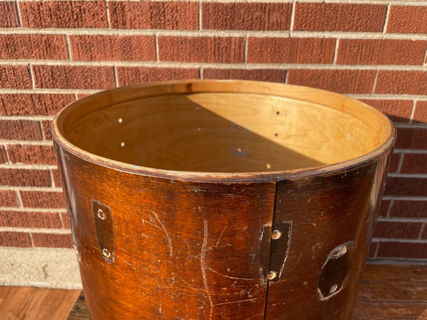 1970s Ludwig 16x16 Floor Tom Drum Shell Walnut Thermo-Gloss