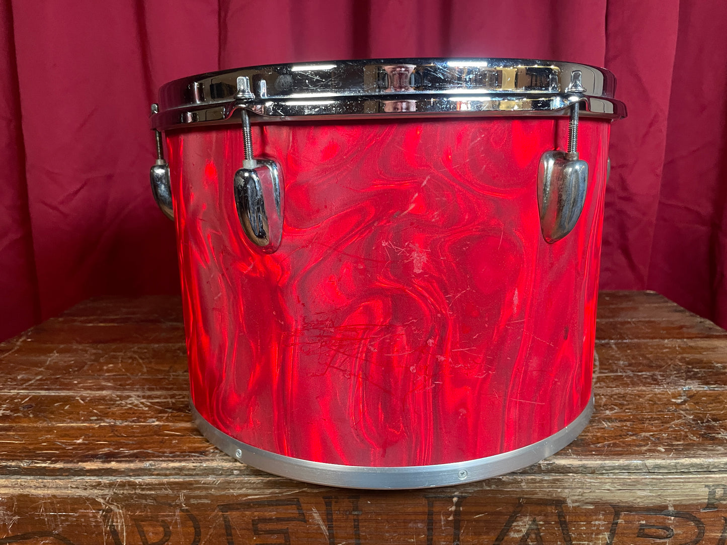 1970s Slingerland 9x13 Concert Tom Red Satin Flame 3-Ply
