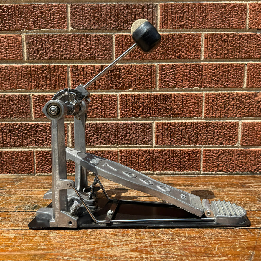 DW 7000 Series Single Chain Bass Drum Pedal Silver Drum Workshop