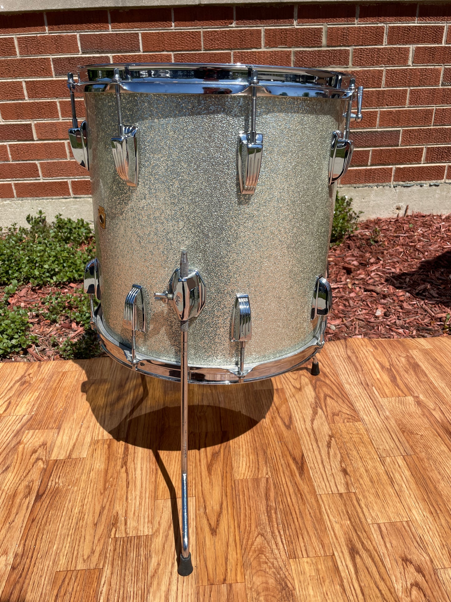 Early 1960s Ludwig 14x14 Floor Tom Drum Silver Sparkle for Down Beat