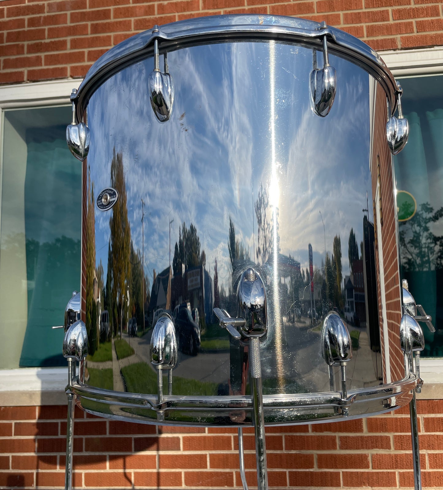 1970s Slingerland 16x18 Floor Tom Chrome Over Wood