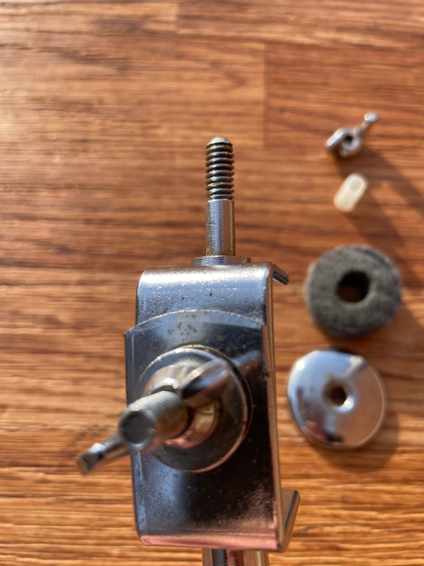 1960s Gretsch No. 4805 Telescoping L-Arm Cymbal Holder Round Badge Era