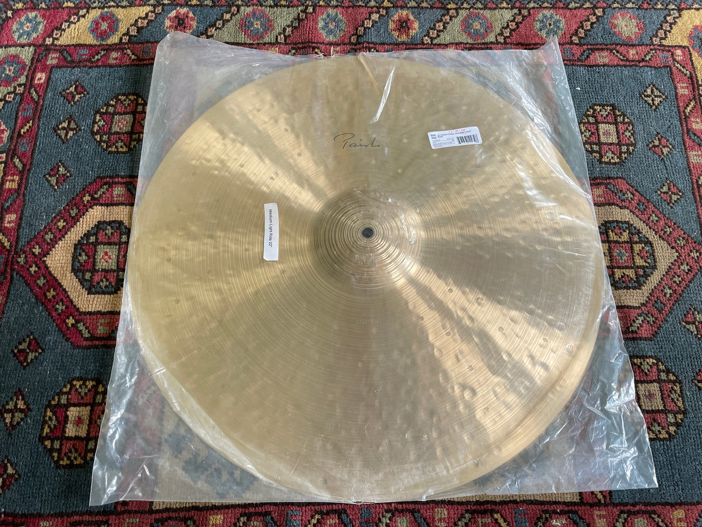 22" Paiste Signature Traditional Medium Light Ride Cymbal 2882g
