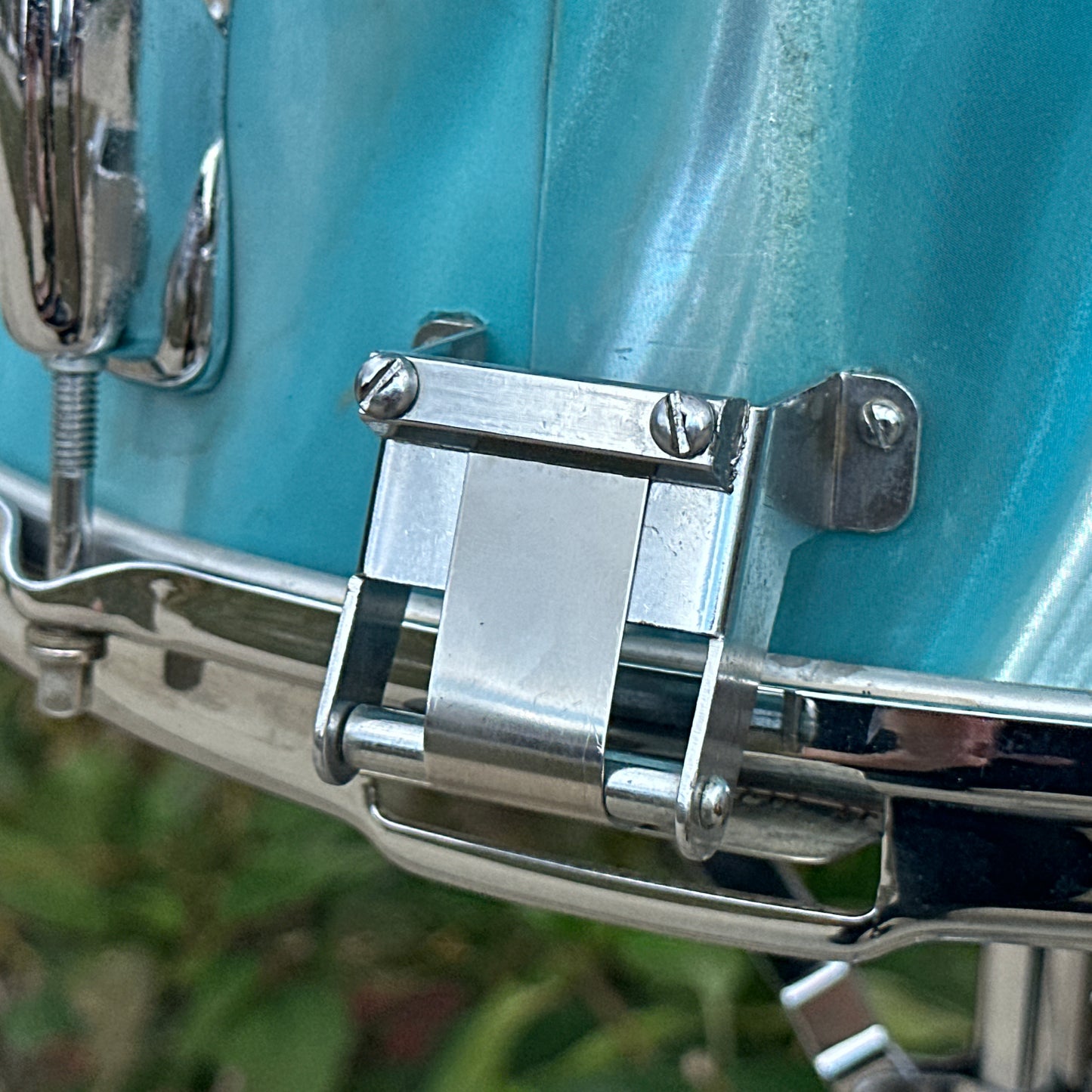 1960s Slingerland 5.5x14 Artist Model 3-Ply Snare Drum Aqua Green Satin Flame 8 Lug
