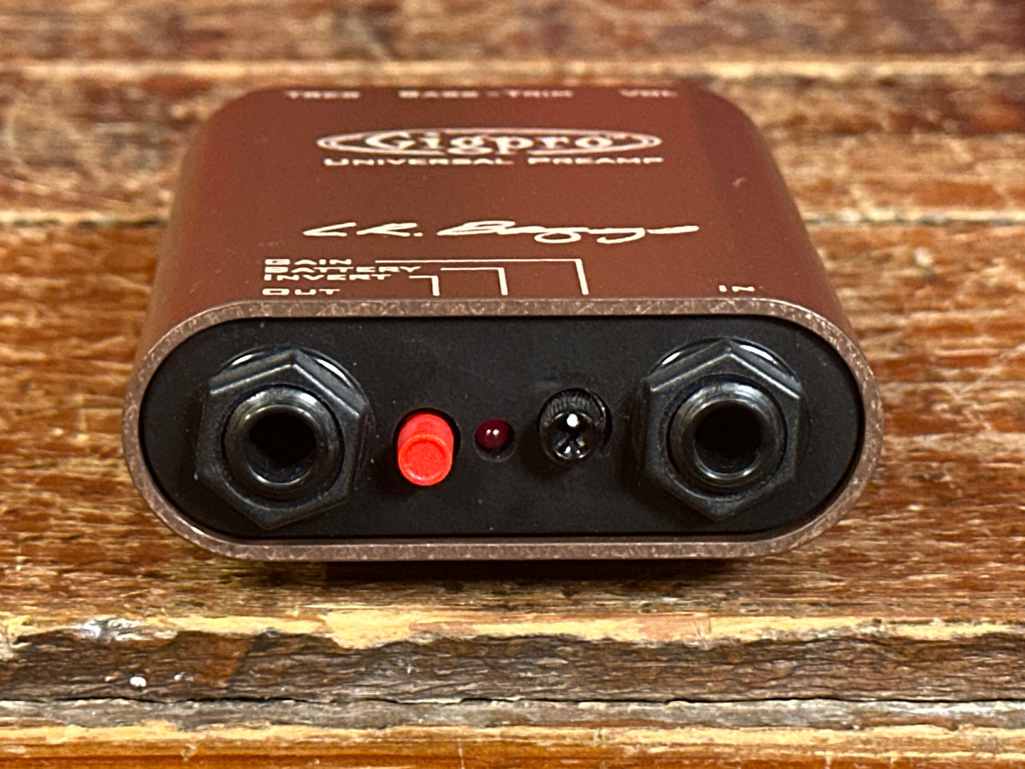 LR Baggs Gigpro Belt Clip Universal Acoustic Guitar Preamp