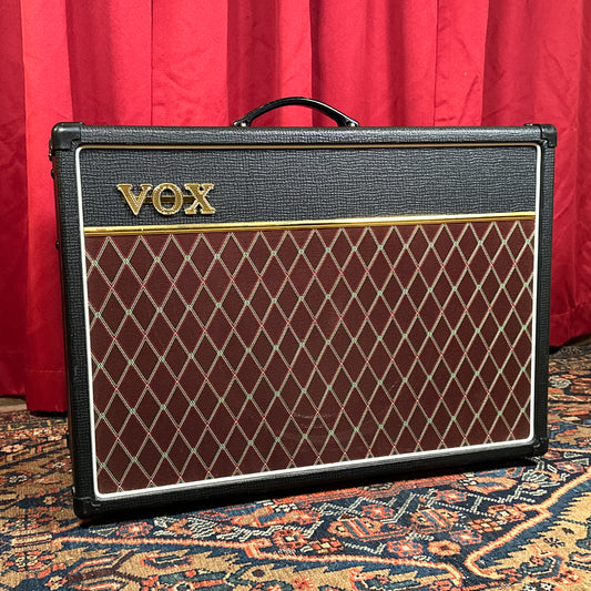 Vox AC15C1 Custom 2 Channel 15w 1x12 Tube Guitar Combo Amplifier