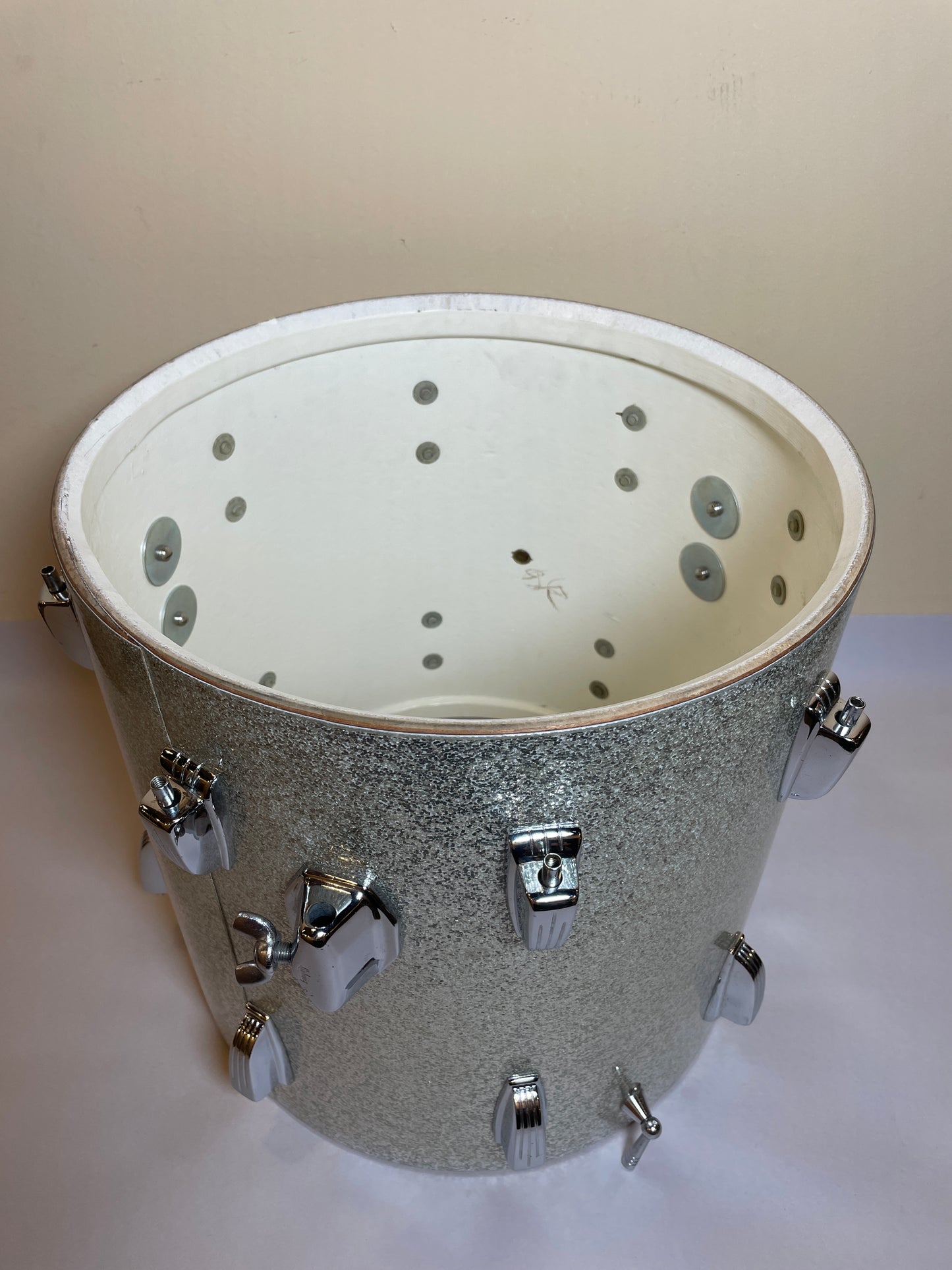 Early 1960s Ludwig 14x14 Floor Tom Drum Silver Sparkle for Down Beat