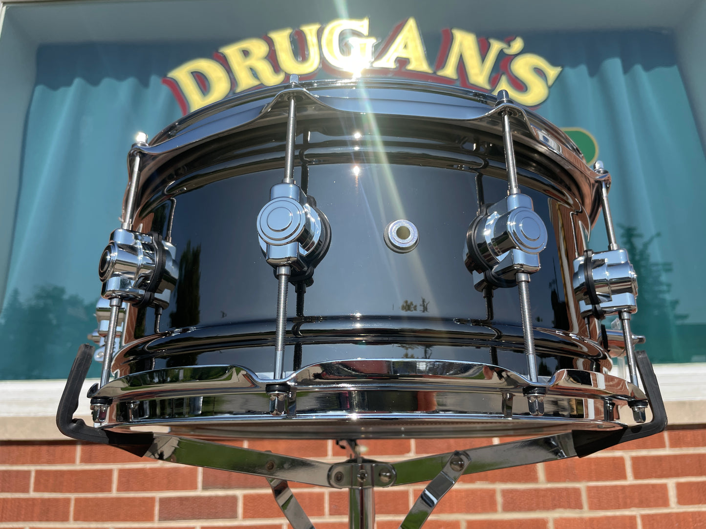 DW Design Series 6.5X14 Black Nickel Over Brass Snare Drum DDSD6514BNCR