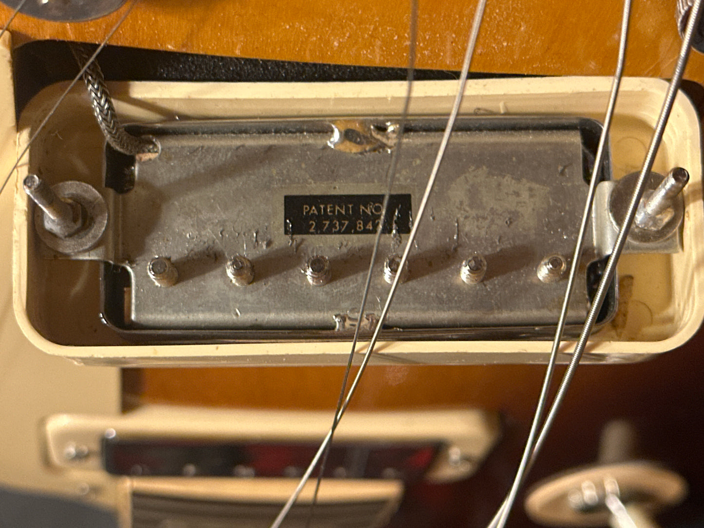 1973 Gibson Les Paul Deluxe Sunburst Guitar w/ OHSC
