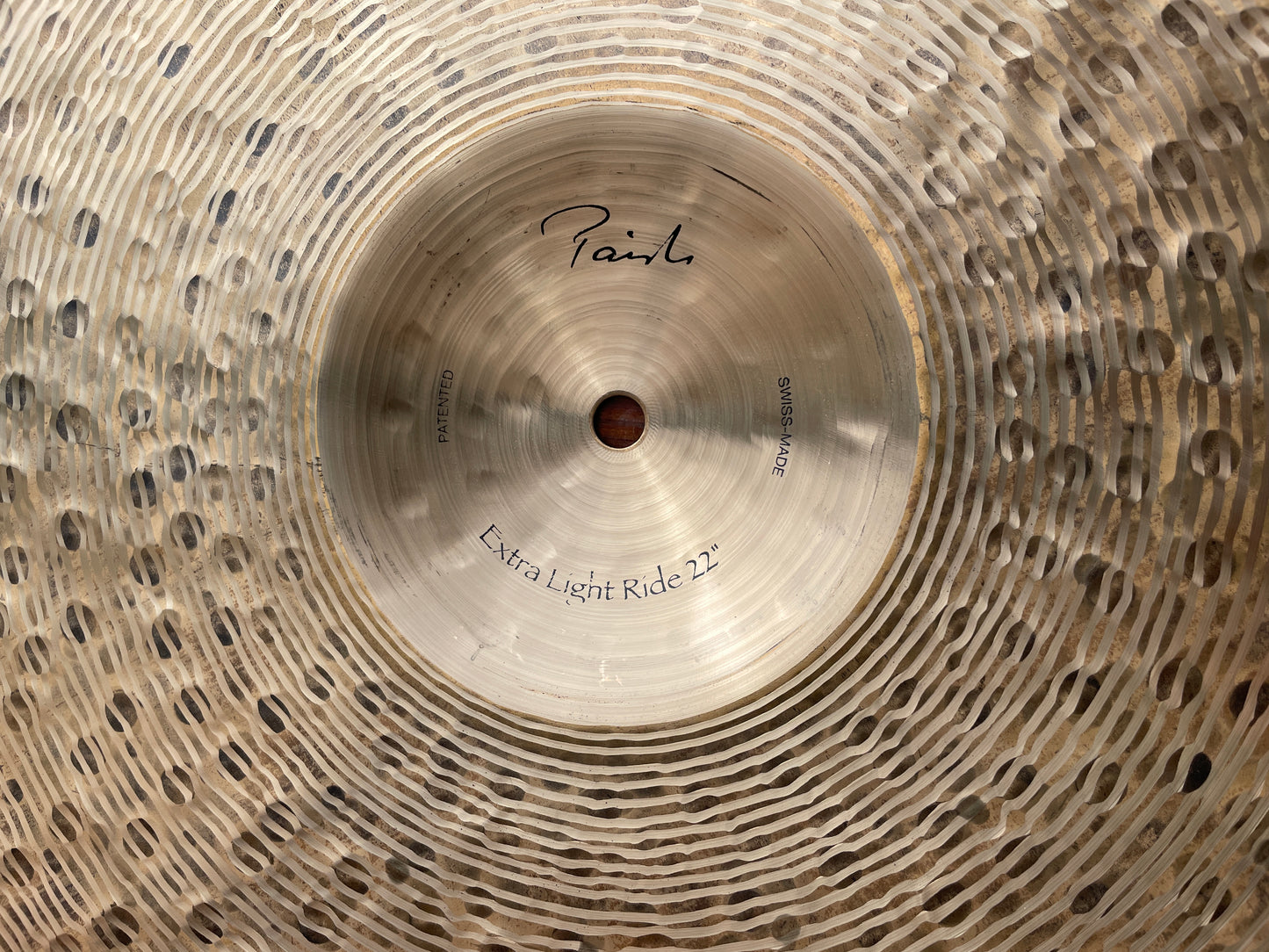 22" Paiste Signature Traditional Extra Light Ride Cymbal 2238g