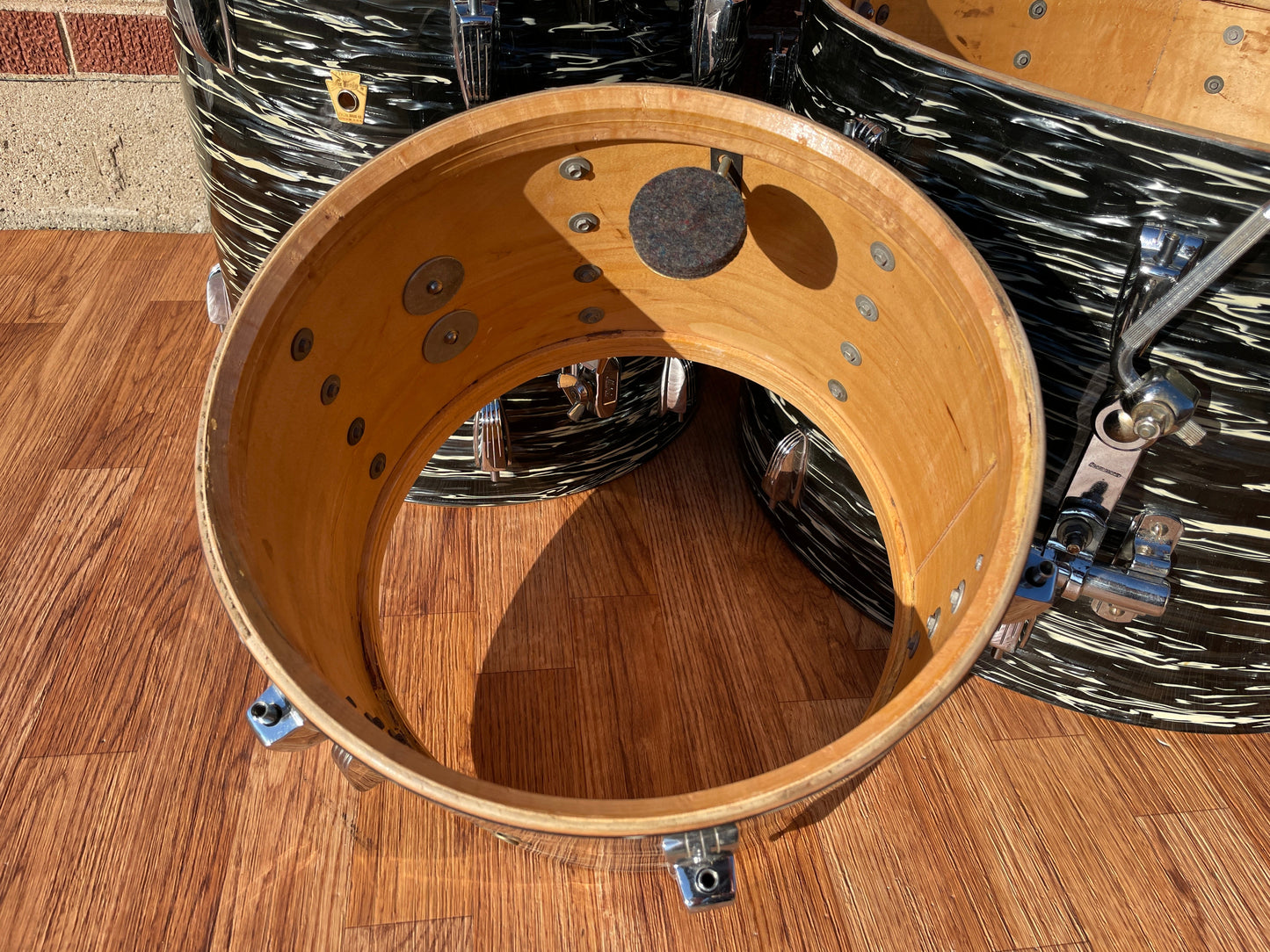1969 Ludwig Super Classic Drum Set Oyster Black Pearl 22/13/16