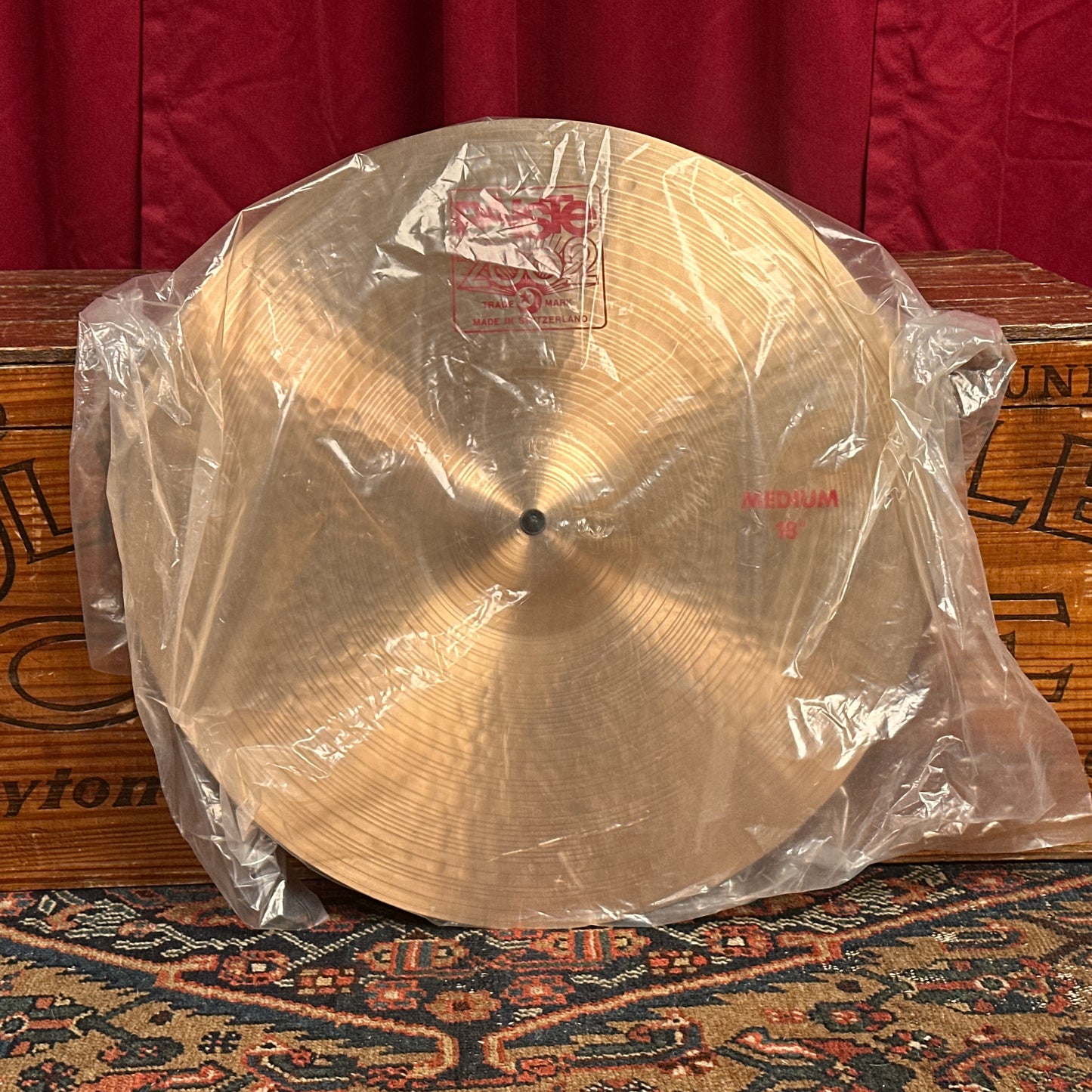 18" Paiste 2002 Medium Crash Cymbal 1580g *Video Demo*