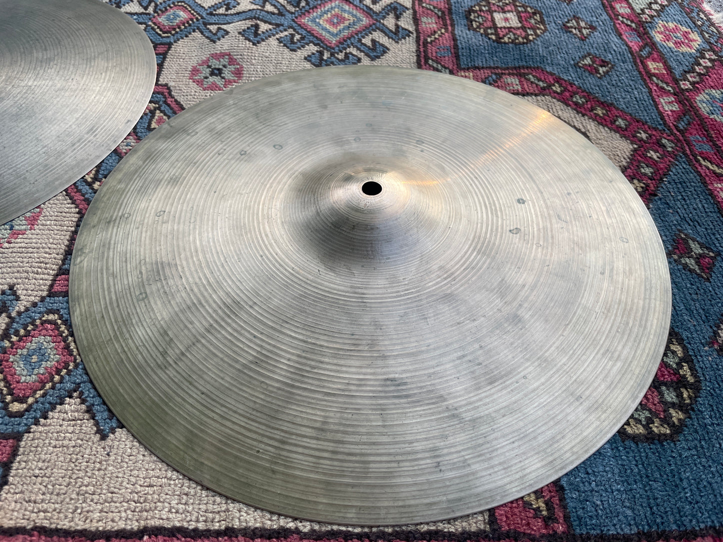 15" Zildjian A 1970s New Beat Hi-Hat Cymbal Pair 960g/1438g *Video Demo*
