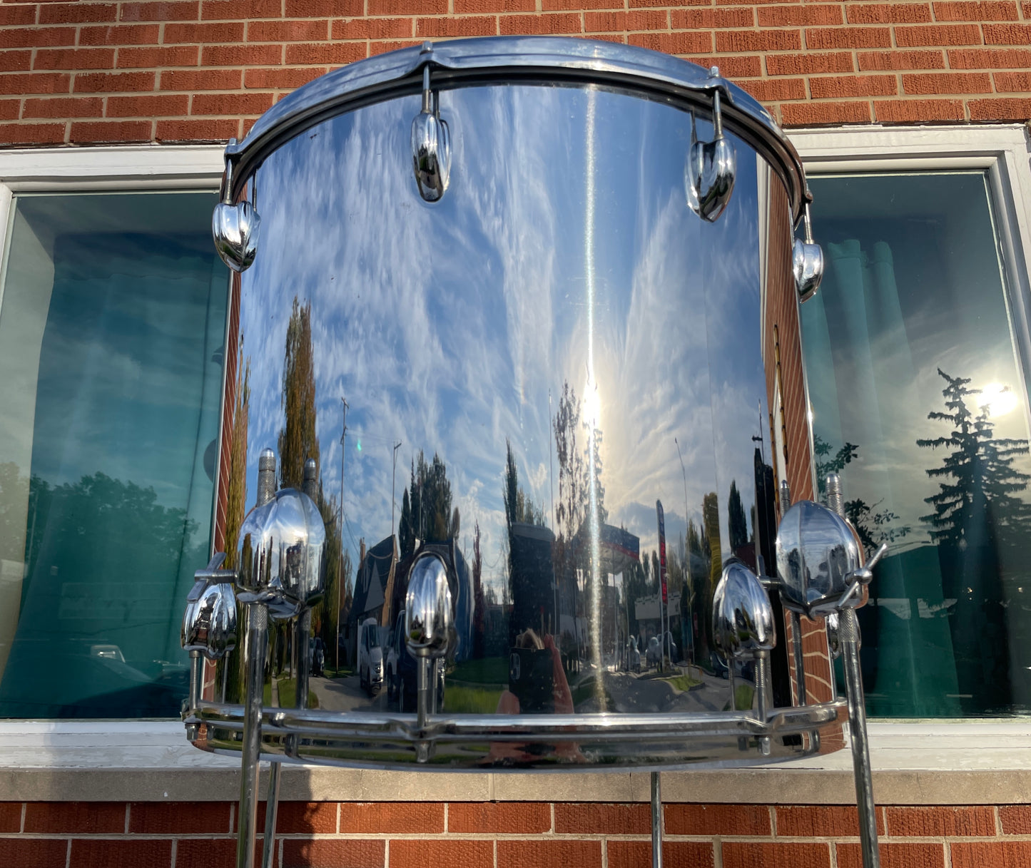 1970s Slingerland 16x18 Floor Tom Chrome Over Wood