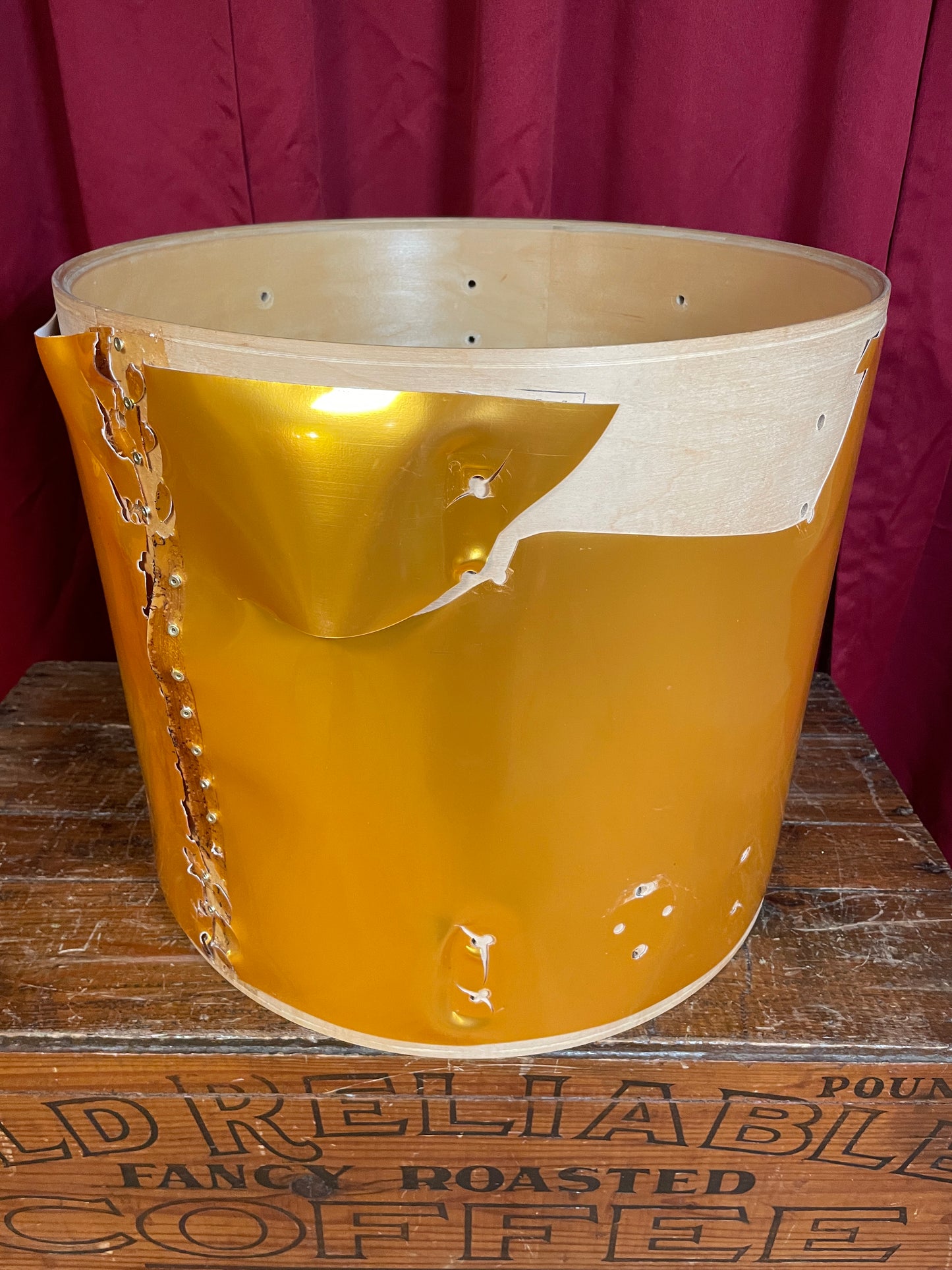 1980s Ludwig 16x18 Floor Tom Drum Shell Gold Silk 6-Ply