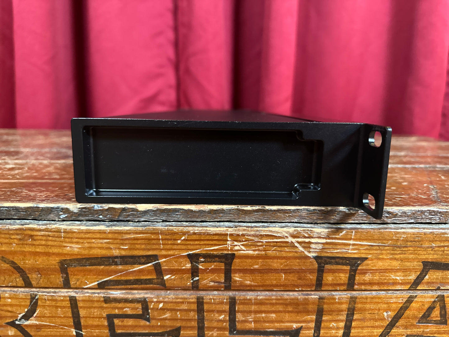 Alesis D4 16-Bit Stereo Drum Module Sample Rack w/ Power Supply