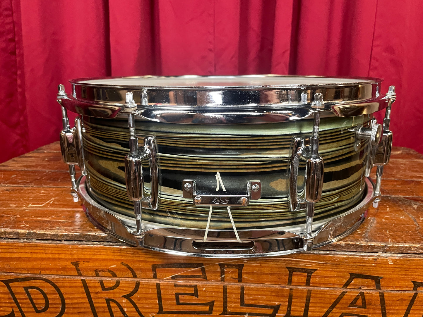 1970s Ludwig Standard 5x14 Avocado Strata Snare Drum