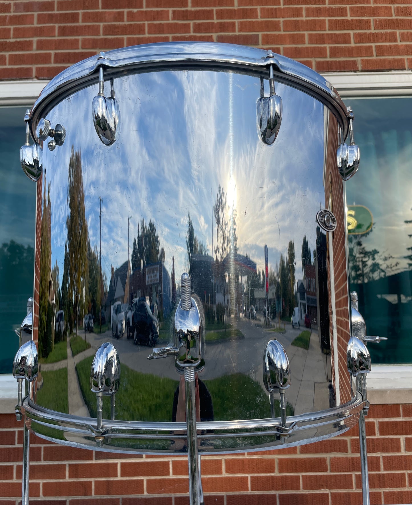 1970s Slingerland 16x18 Floor Tom Chrome Over Wood