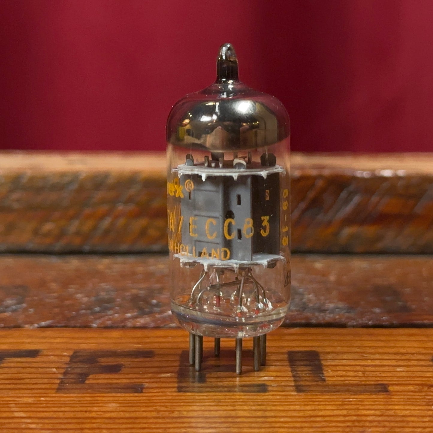 Vintage Amperex 12AX7A Preamp Tube 12AX7 ECC83 Valve Orange Globe #277