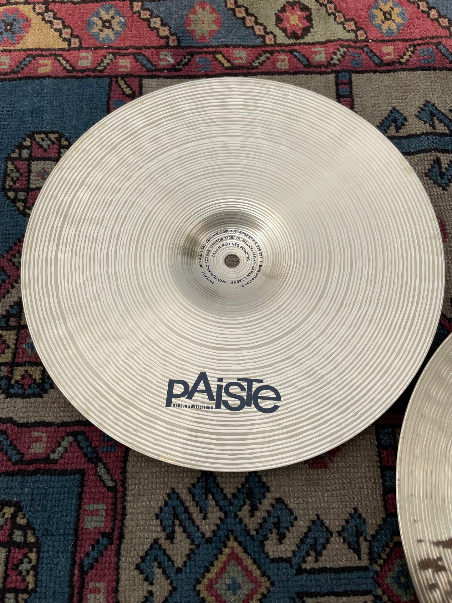 14" Paiste Signature Dark Crisp Cymbal Hi-Hat Cymbal Pair 884g/1478g