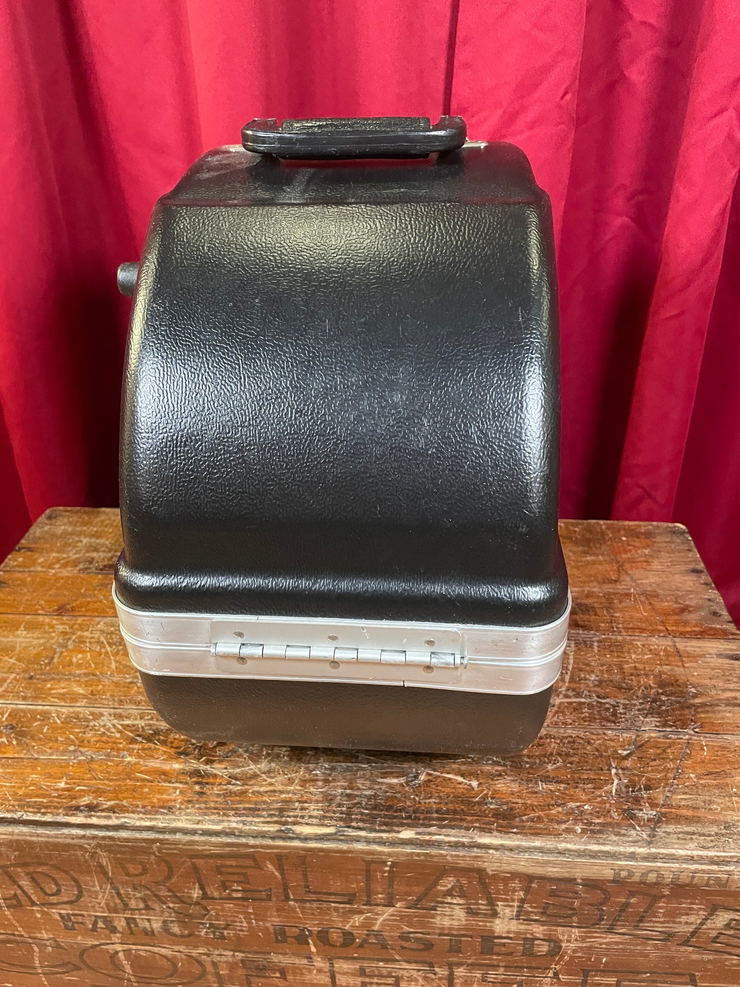 Vintage SKB 7x14 Clam Shell Snare Drum Hard Case