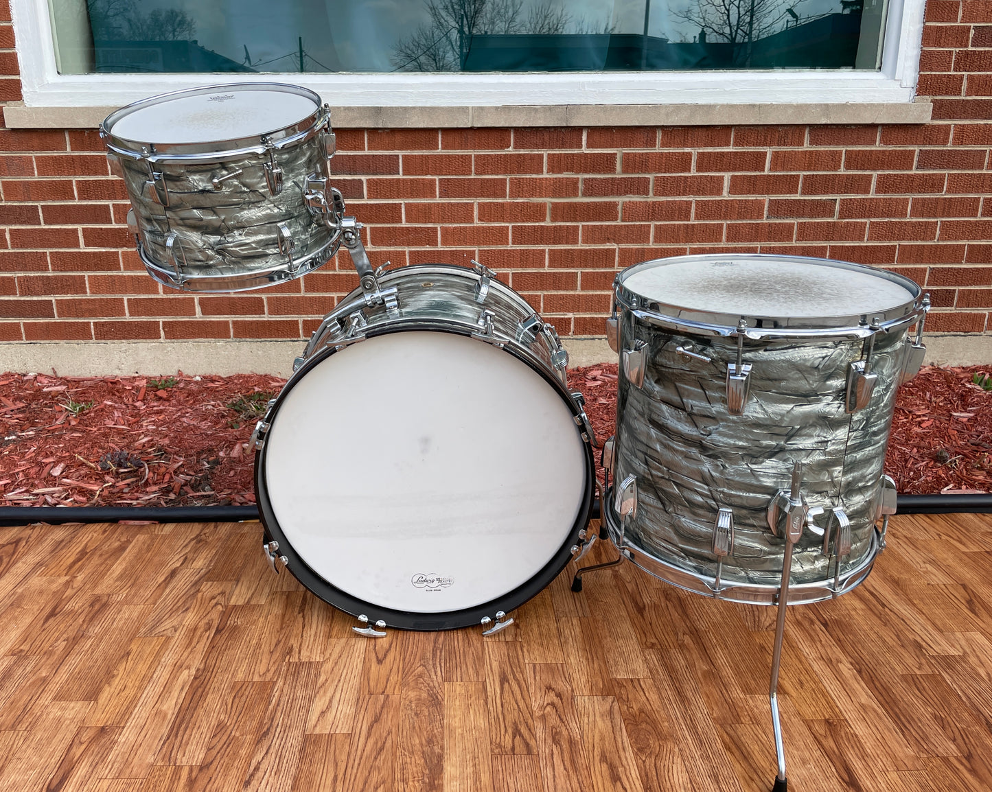 1968 Ludwig Down Beat Drum Set Sky Blue Pearl 20/12/14