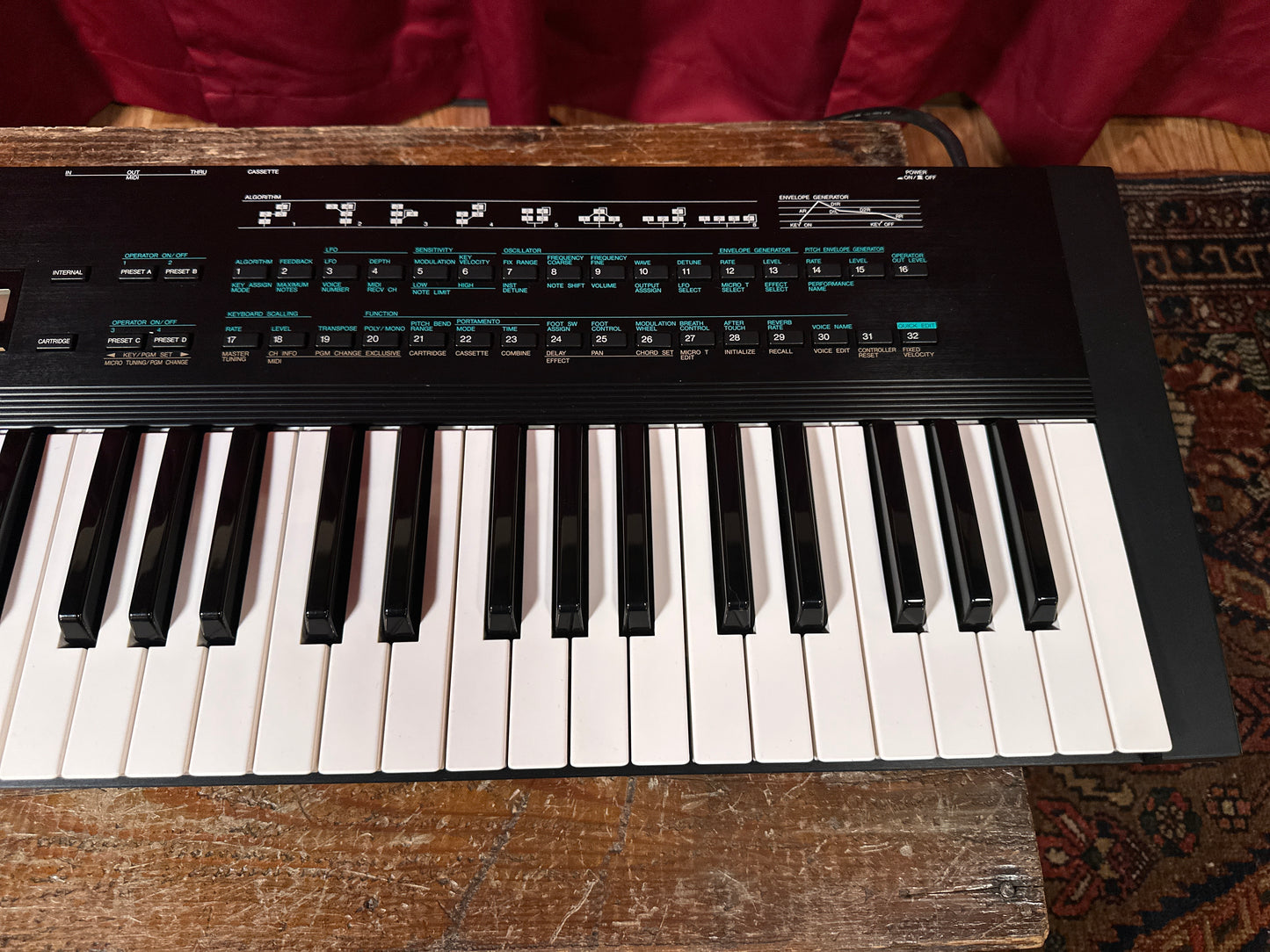 Yamaha DX11 Programmable Algorithm Synthesizer w/ Hardshell Case