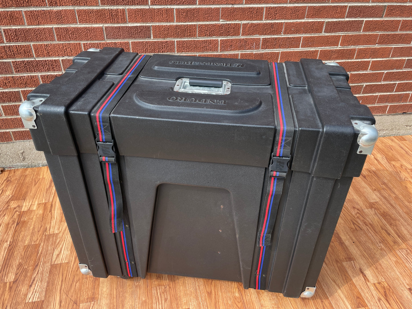 Humes and Berg Enduro Trap Case with Casters DR550XA Black
