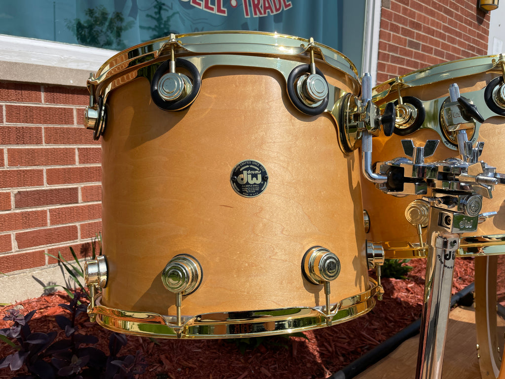 DW Collector's Series Drum Set Gold Hardware Drum 22/10/12/14 Drugan's Drums & Guitars