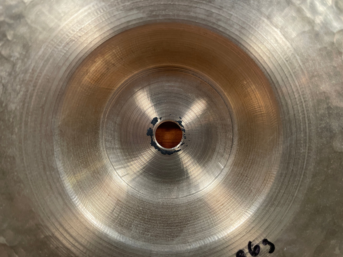 18" UFIP Rough Series China Cymbal 1286g *Video Demo*