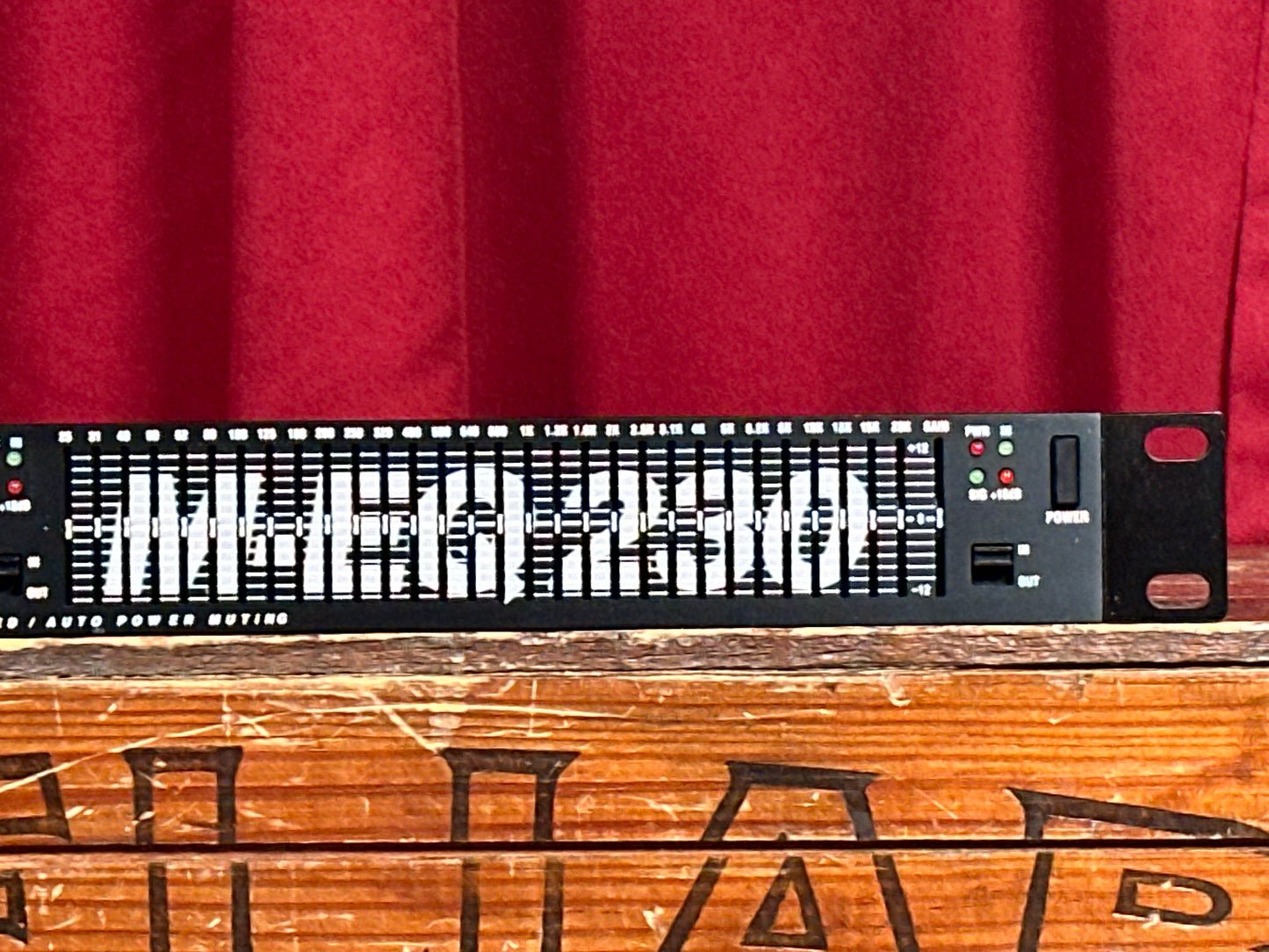 Alesis M-EQ 230 Dual 30-Band 1/3 Octave Graphic Equalizer