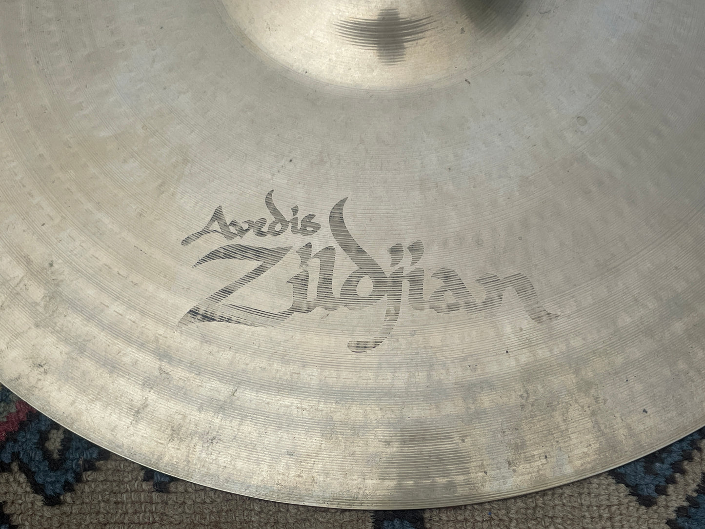 18" Zildjian A Custom Crash Cymbal Brilliant 1368g *Video Demo*