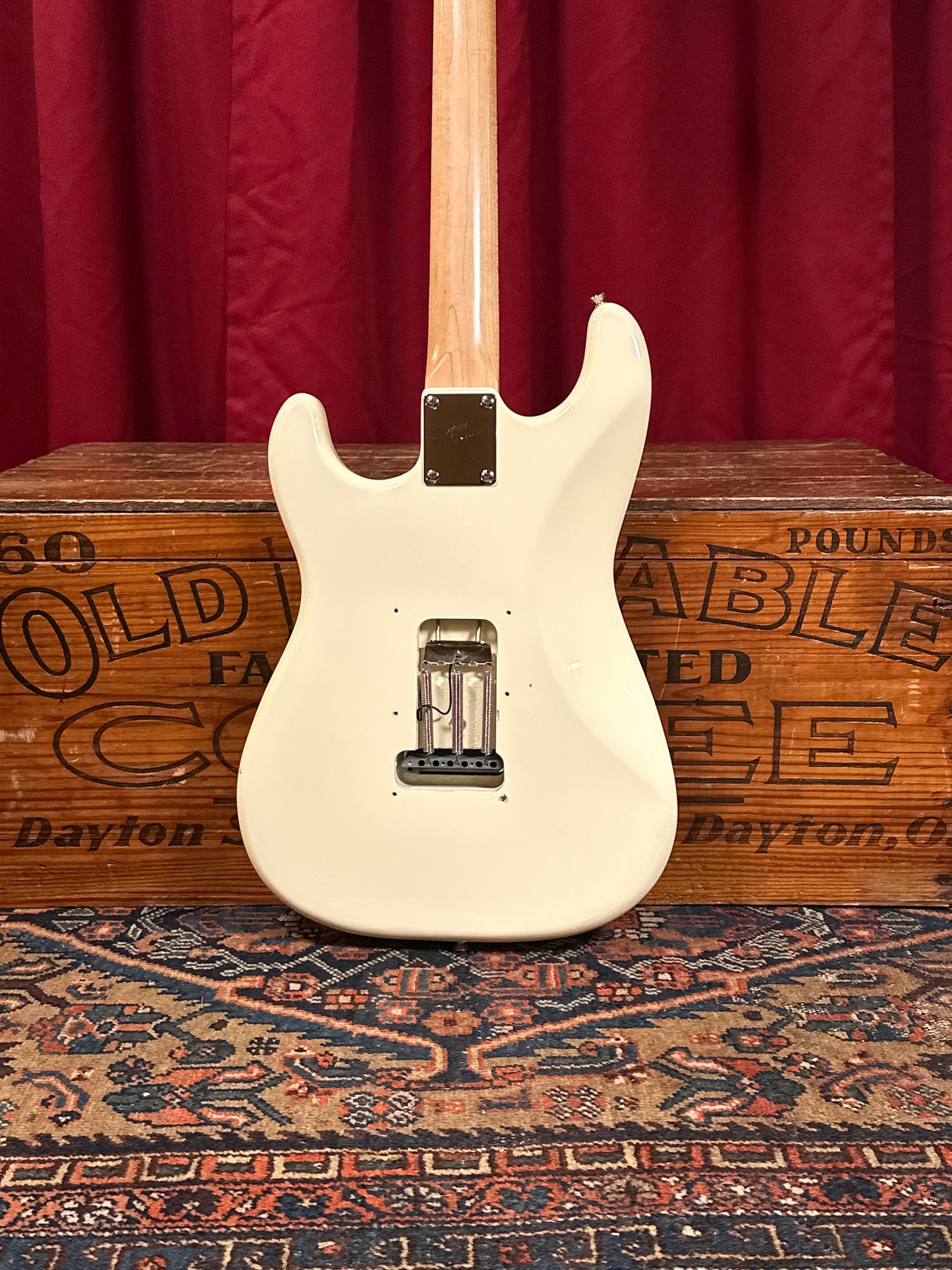 2003 Fender Squier Affinity Stratocaster Electric Guitar Arctic White Custom Painted