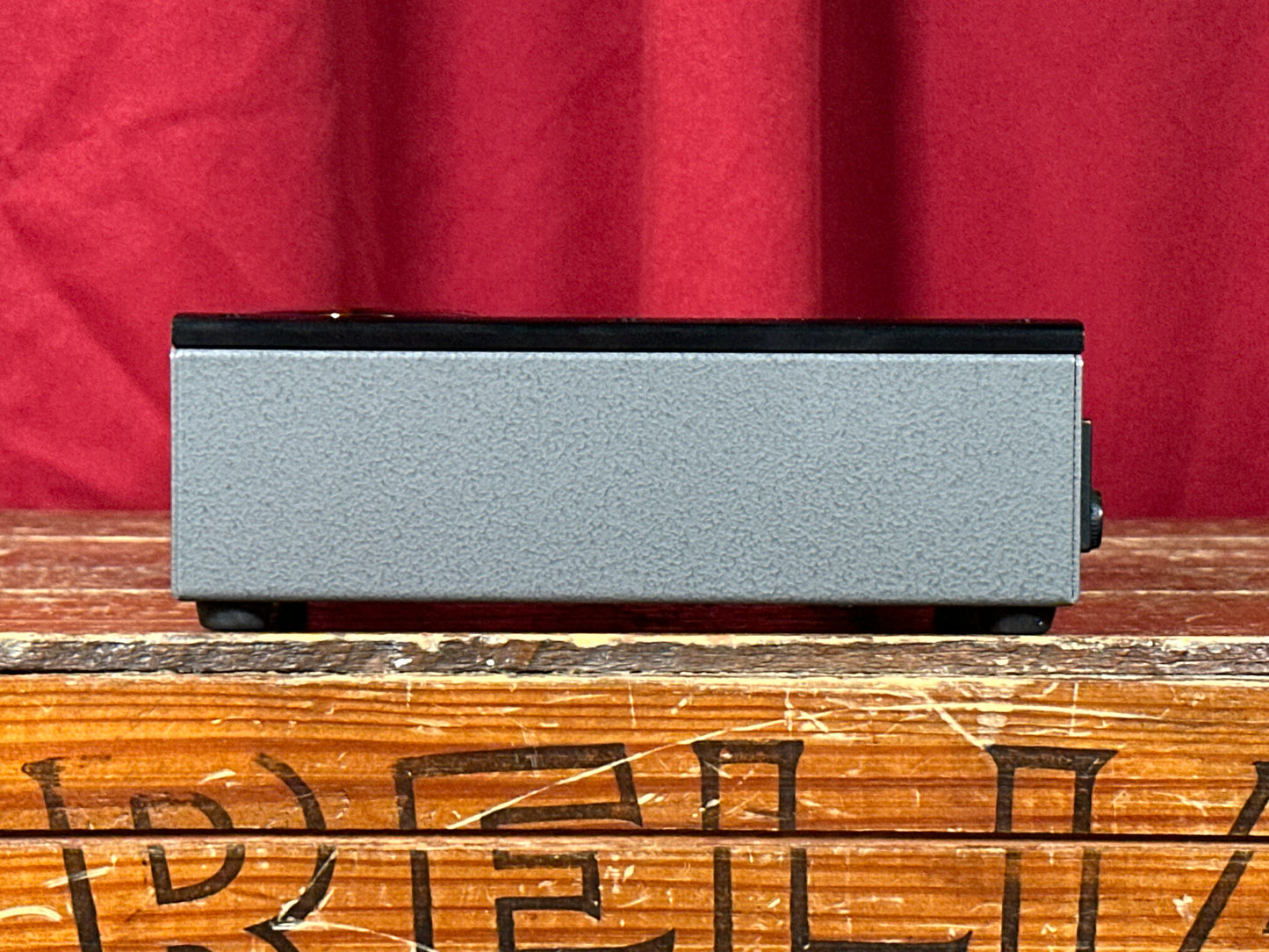 Ampeg SVT-DI Vacuum Tube Direct Injection Box w/ Case