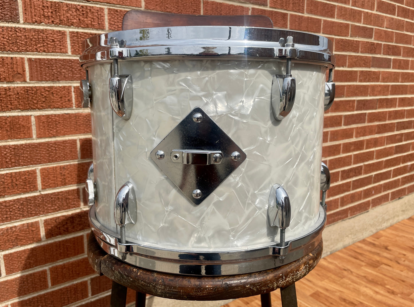 1960s Gretsch No. 4416 9x13 Tom Drum White Marine Pearl Round Badge