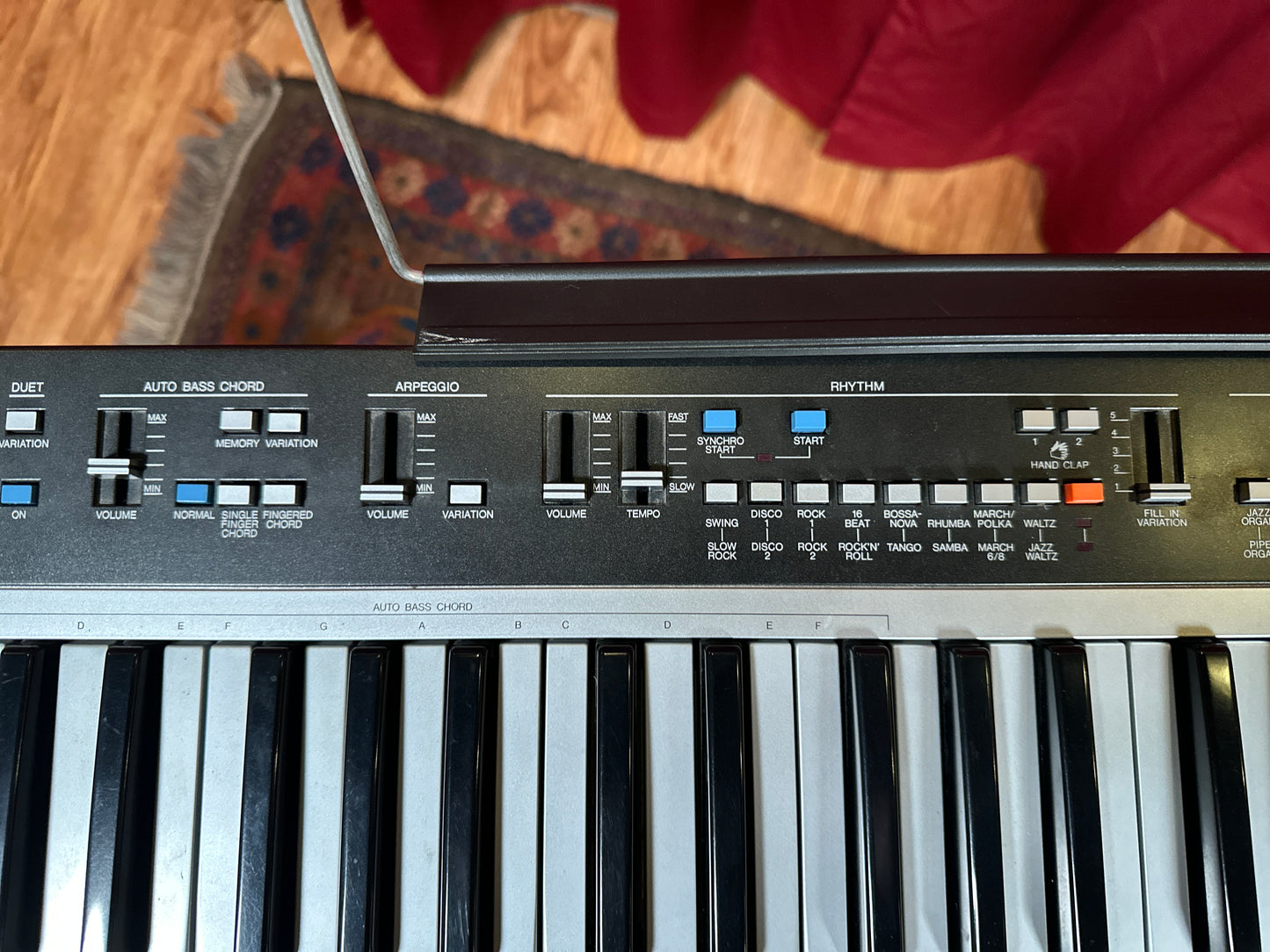 1980s Yamaha Portatone PS-55S Portable 49 Key Keyboard w/ Original Case