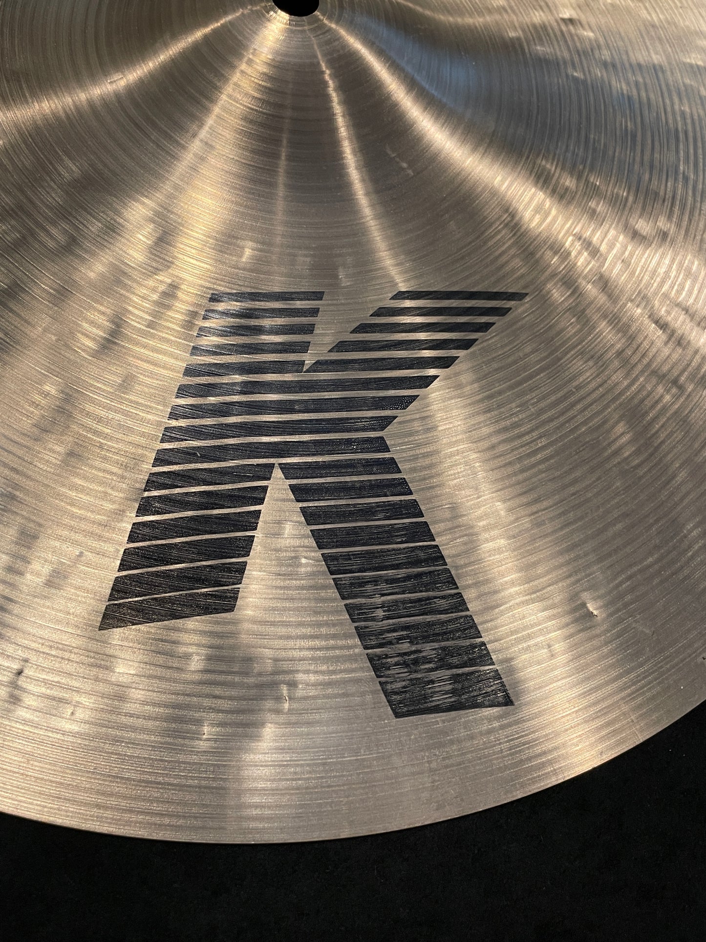 16" Zildjian K Dark Crash Medium Thin Cymbal 1176g