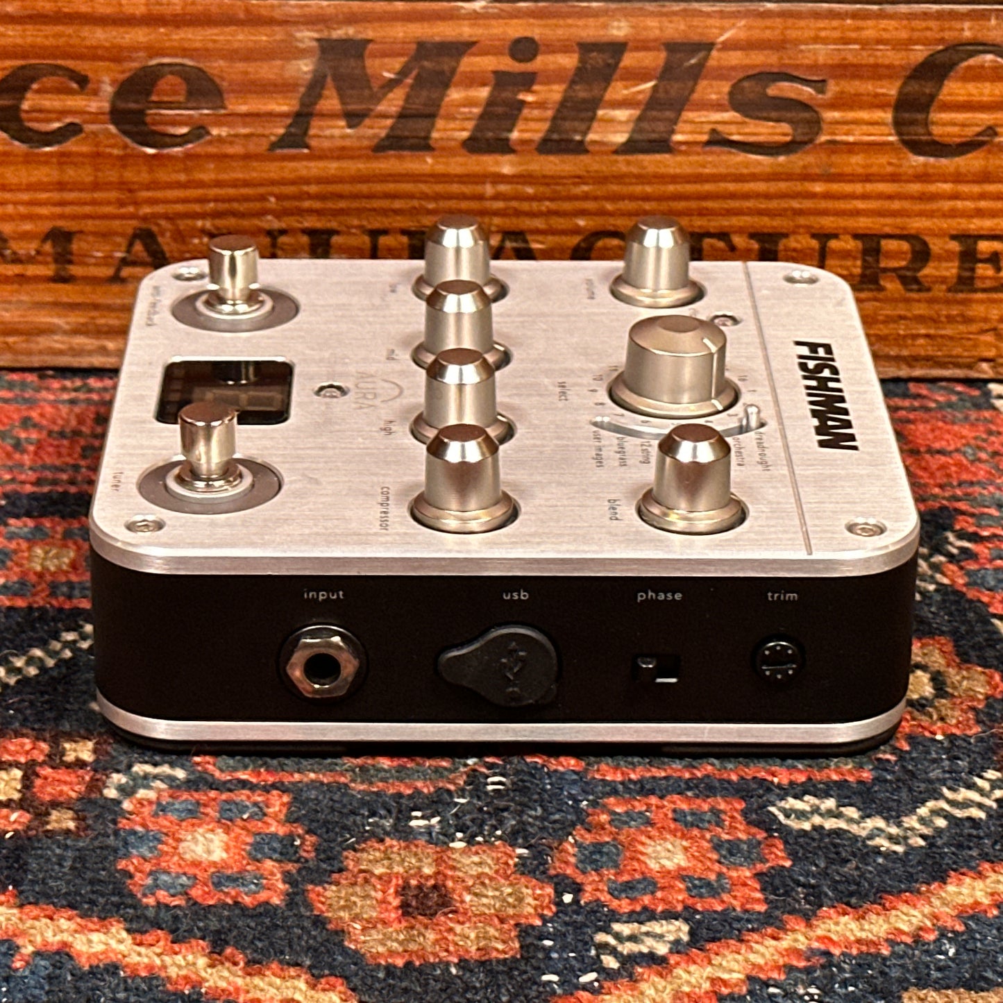 Fishman Aura Spectrum DI Preamp Pedal