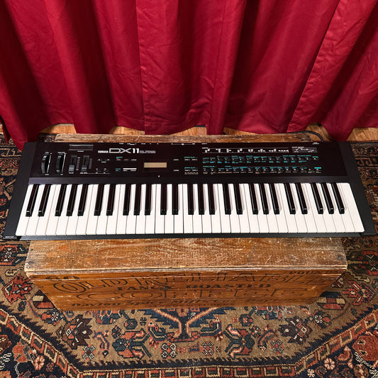 Yamaha DX11 Programmable Algorithm Synthesizer w/ Hardshell Case