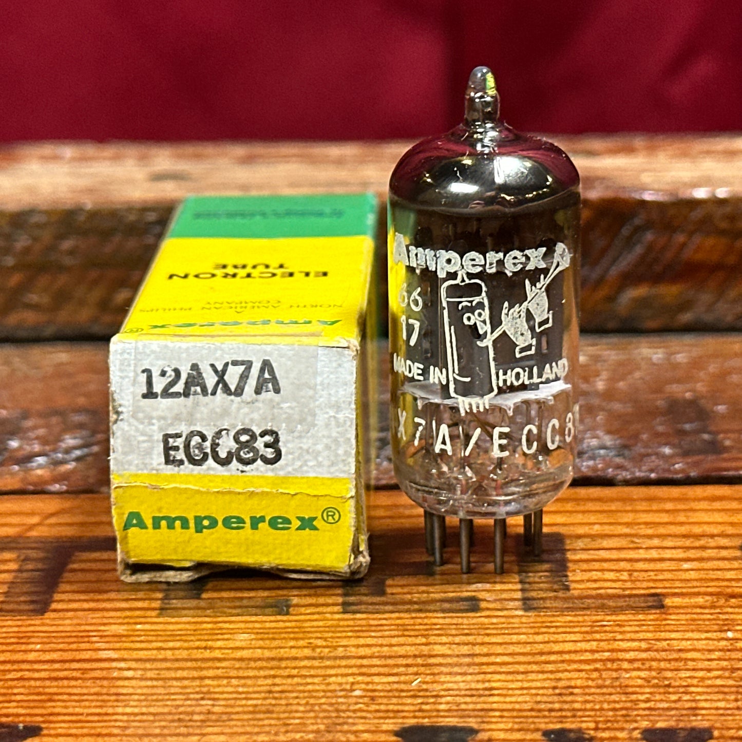 Vintage 1960s Amperex Bugle Boy 12AX7A / 7025 Amplifier Preamp Tube #275