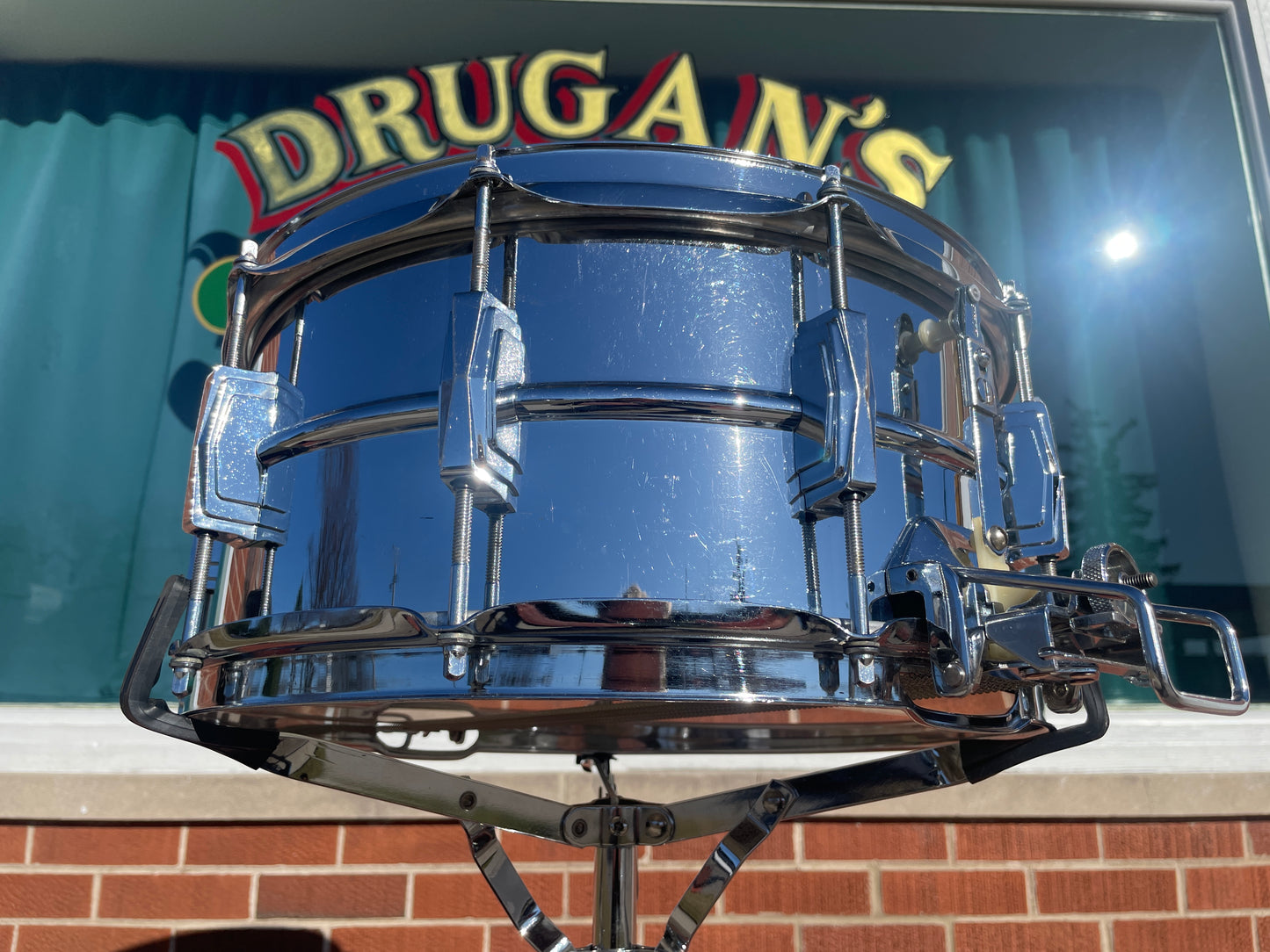 1972 Ludwig 6.5x14 No. 411 Super Sensitive Snare Drum Supraphonic