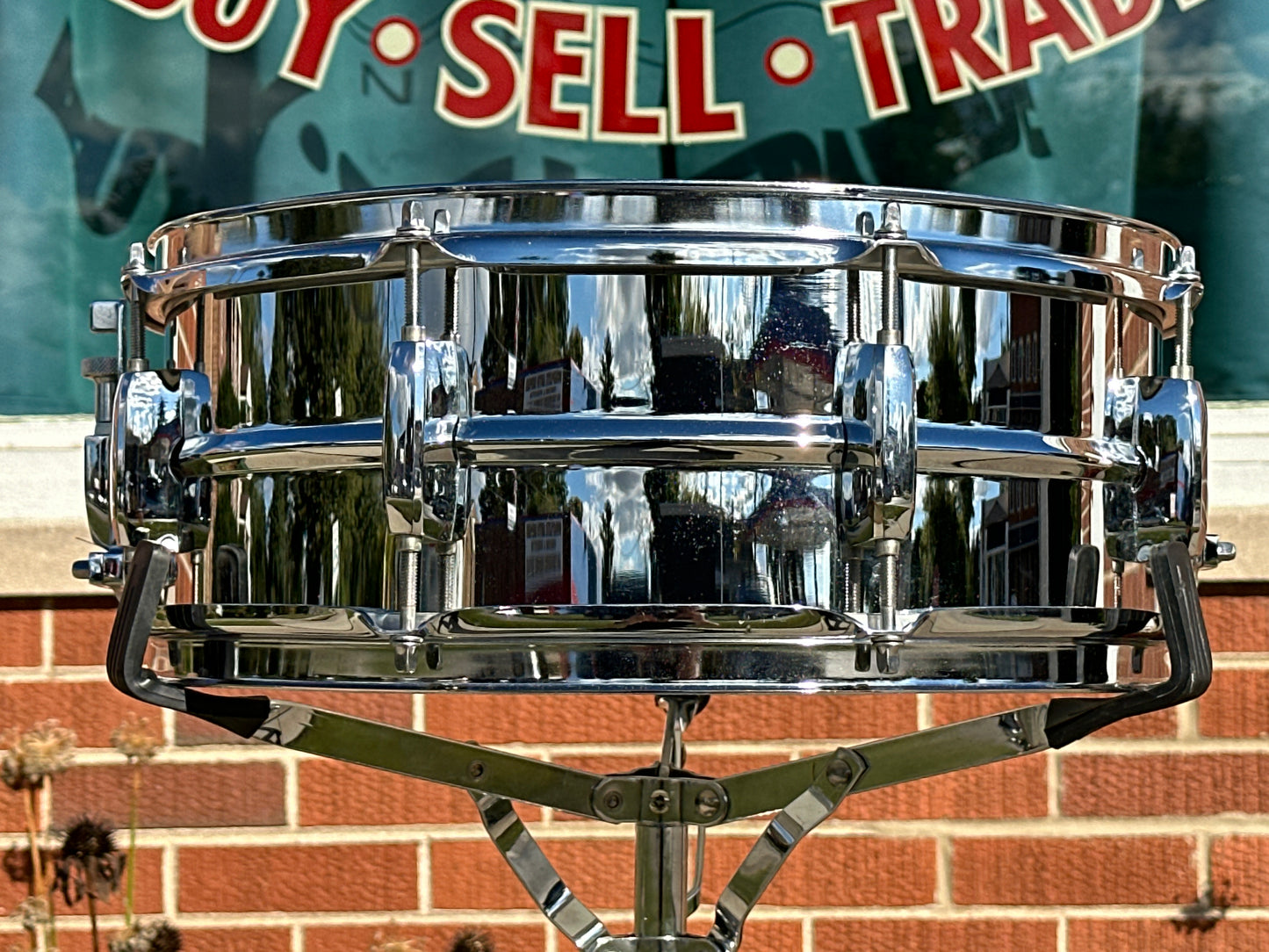 2000s Pearl Standard Steel 5.5x14 Snare Drum Mirror Chrome SS1455
