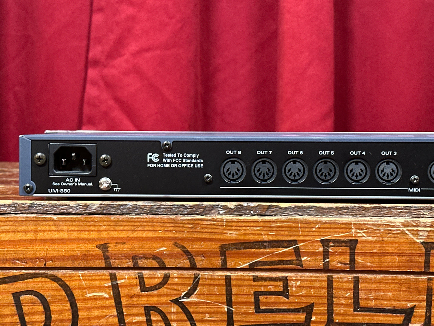 Edirol UM-880 8 In / 8 Out USB MIDI Interface Patcher