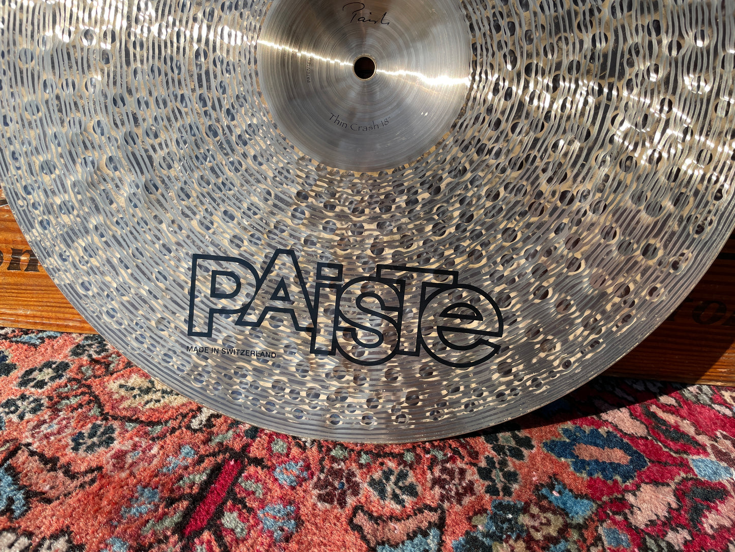 18" Paiste Signature Traditional Thin Crash Cymbal 1302g