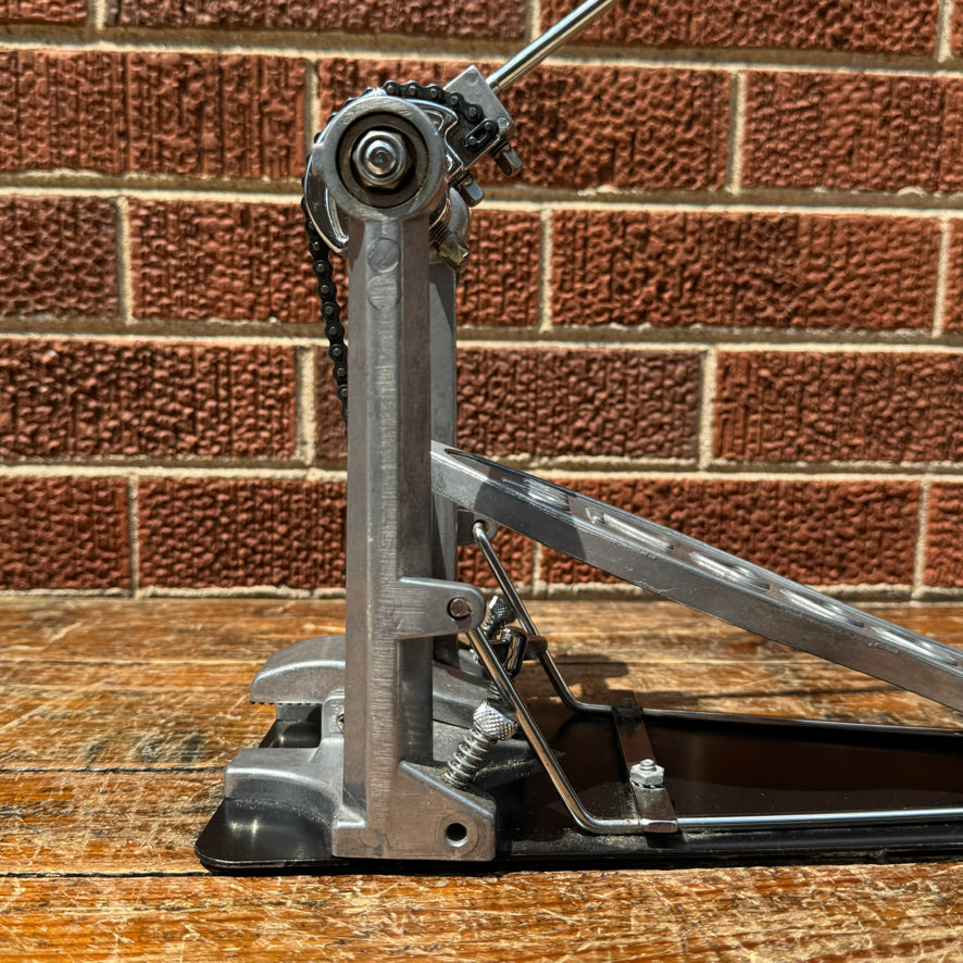 DW 7000 Series Single Chain Bass Drum Pedal Silver Drum Workshop