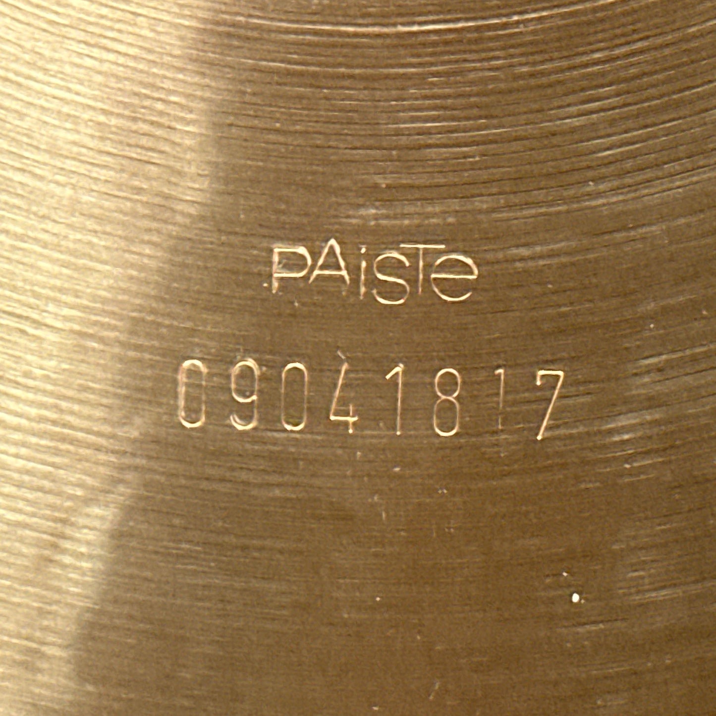 14" Paiste Giant Beat Hi-Hat Cymbal Pair 810g/1036g *Video Demo*