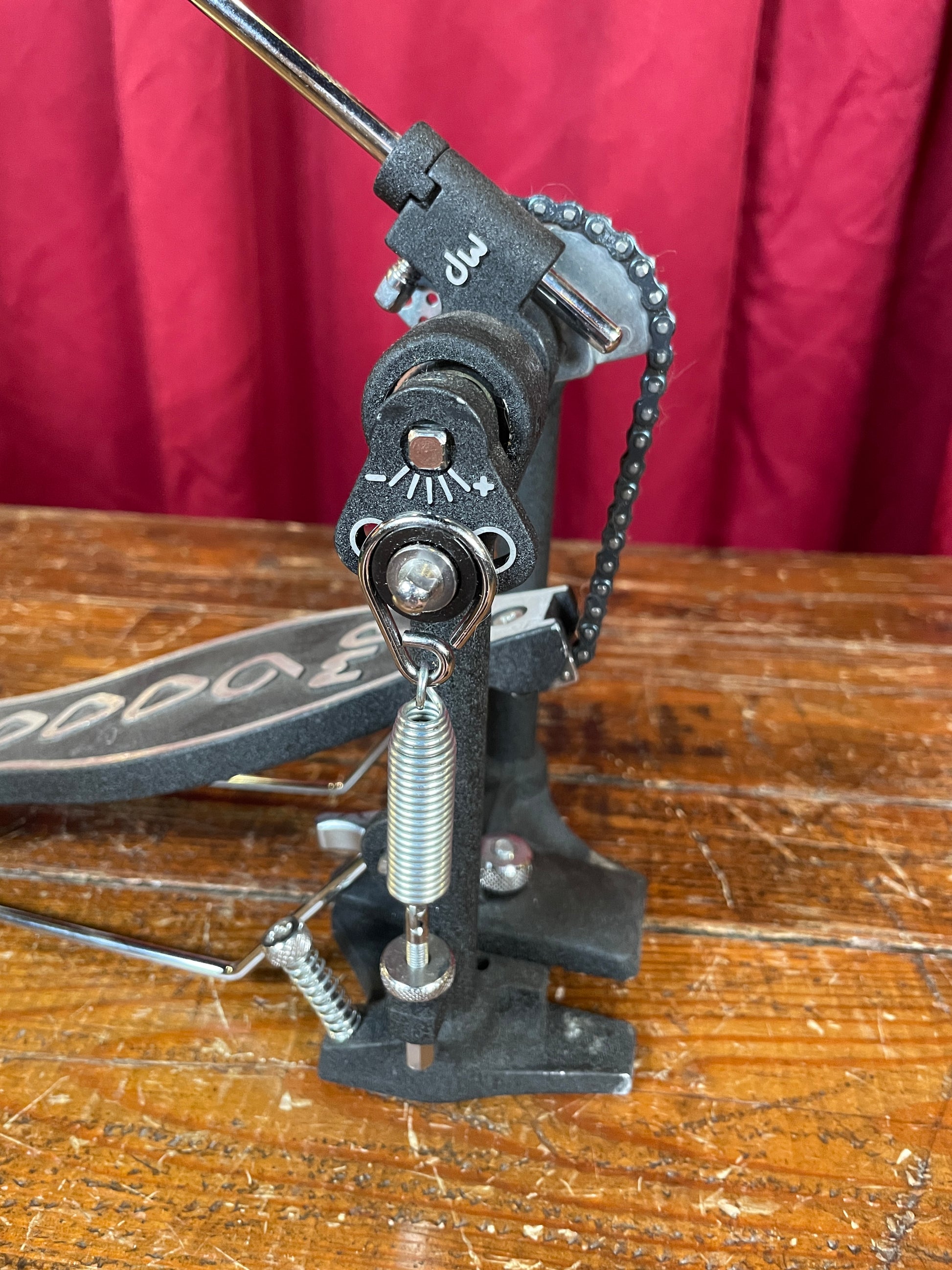 dw 6000 pedal DW 6000 Series Accelerator Single Bass Drum Pedal DWCP6000AX Drum Work – Drugan's Drums & Guitars