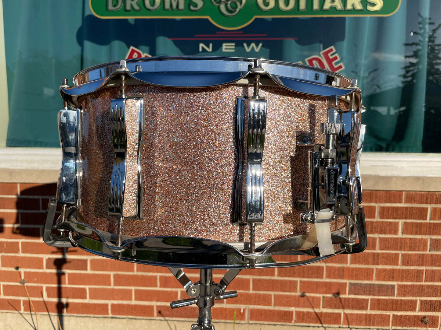 Ludwig Classic Maple 6.5x14 Snare Drum LS403 Champagne Sparkle